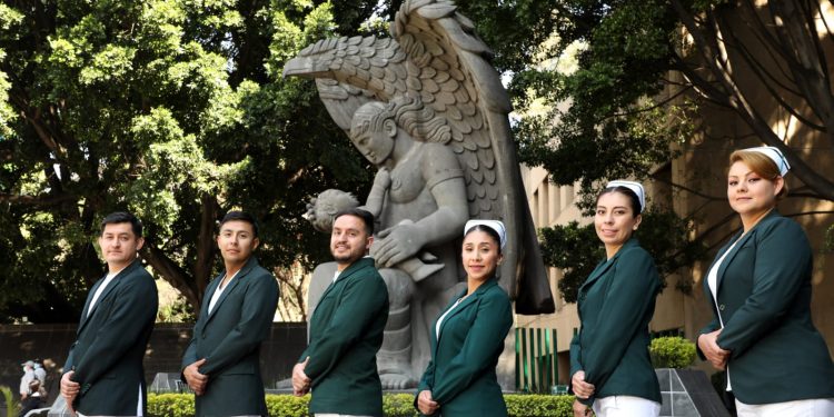 Licenciatura en Enfermería marca una nueva era en la profesionalización de la mayor fuerza laboral del IMSS
