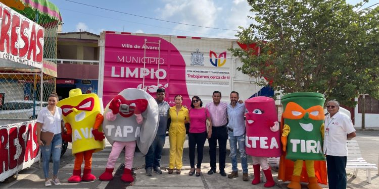 Salud Colima reconoce labor de las y los promotores de la salud