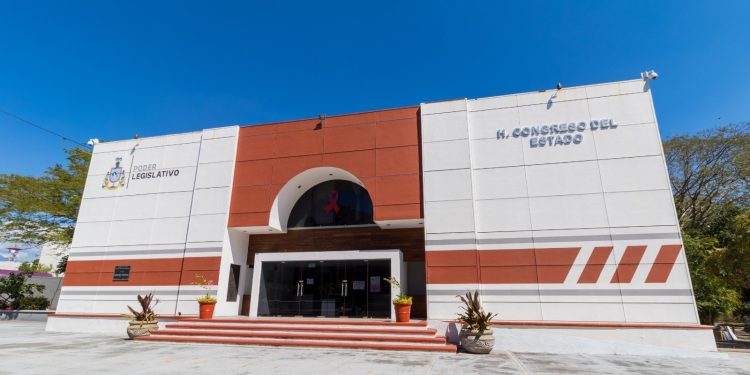 Congreso reforma Ley Ambiental para controlar, reducir o evitar la contaminación de la atmósfera