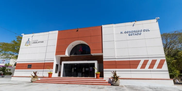 Congreso reforma Ley Ambiental para controlar, reducir o evitar la contaminación de la atmósfera