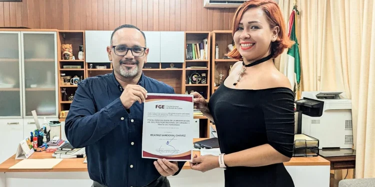 El Fiscal General del Estado, Bryant Alejandro García Ramírez, hizo entrega de nuevo nombramiento, como parte de los cambios llevados a cabo en la institución.