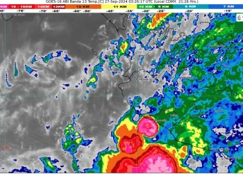 Colima permanece en alerta roja y riesgo máximo por ‘John’; están suspendidas actividades no esenciales