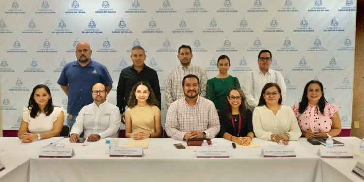Secretario de Salud explica a autoridades municipales electas situación del dengue en Colima y les exhorta a sumarse a combatirlo