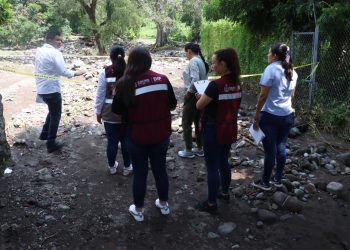 DIF Estatal Colima apoya a familias afectadas por las lluvias, en Cuauhtémoc