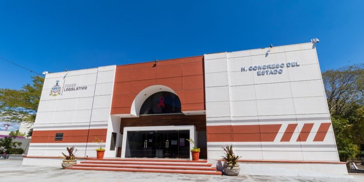 Congreso legisla en beneficio de contribuyentes de Manzanillo y Cuauhtémoc