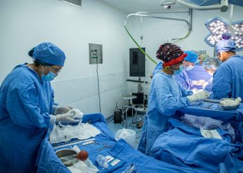 IMSS coloca prótesis a 10 mujeres en primera Jornada Nacional de Reconstrucción mamaria