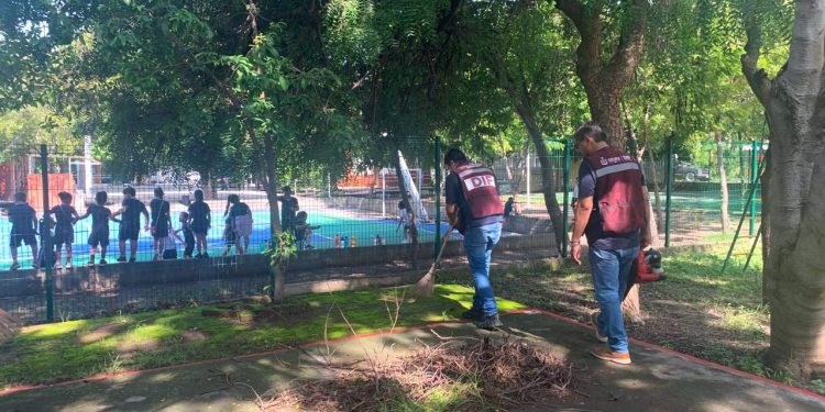 Voluntariado del DIF Estatal Colima refuerza campaña contra dengue, en el Cedeco Insurgentes