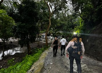 UEPC y Policía Estatal buscan a un hombre que desapareció al aumentar el caudal del río Colima