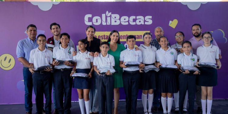Gobierno de Colima concluye entregas ordinarias de laptops gratuitas, en Escuela de Talentos