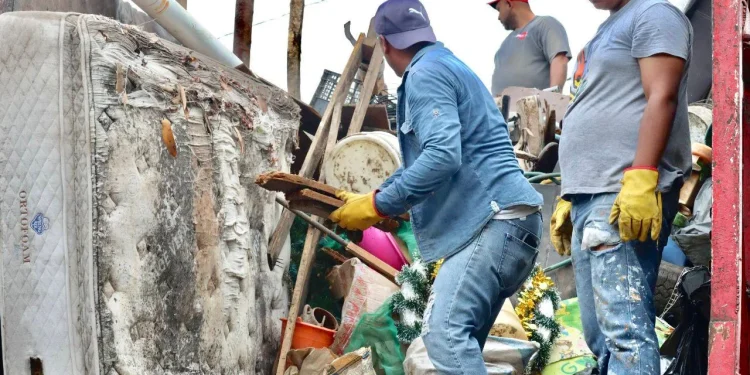 Salud Colima hará control larvario en 15 colonias y localidades de 6 municipios contra el dengue
