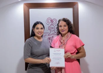 Gobernadora Indira Vizcaíno designa a Esmeralda Cárdenas como titular de Sipinna
