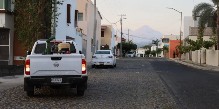 Este viernes continúa la fumigación contra el dengue en Colima y Manzanillo