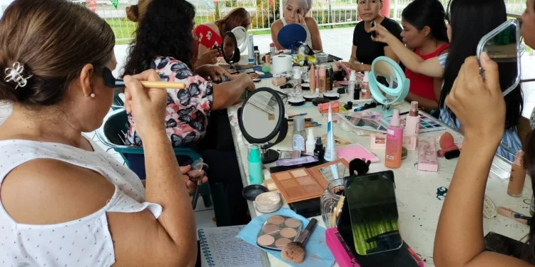 Trabajo Colima y SNE lanzan convocatoria para capacitar a personas en diversos oficios