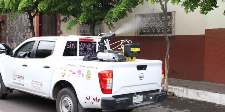 Este jueves, Salud Colima fumiga contra el dengue en 6 municipios