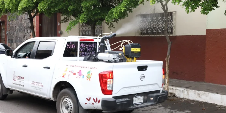 Este jueves, Salud Colima fumiga contra el dengue en 6 municipios