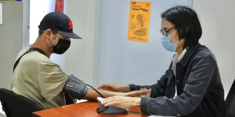 Hipertensión, diabetes, colesterol alto y tabaquismo propician desarrollo del Ictus