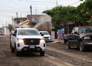 Salud Colima refuerza este miércoles la fumigación contra dengue en Manzanillo, Tecomán y Villa de Álvarez