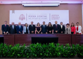 Gobernadora Indira Vizcaíno acudió al Informe del Presidente del Poder Judicial