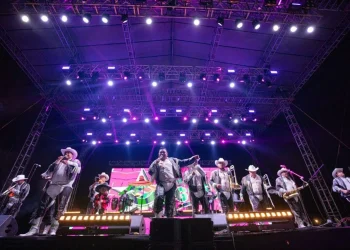 Banda Maguey y Mi Banda El Mexicano triunfan en el 2º concierto gratuito en la Feria de Colima
