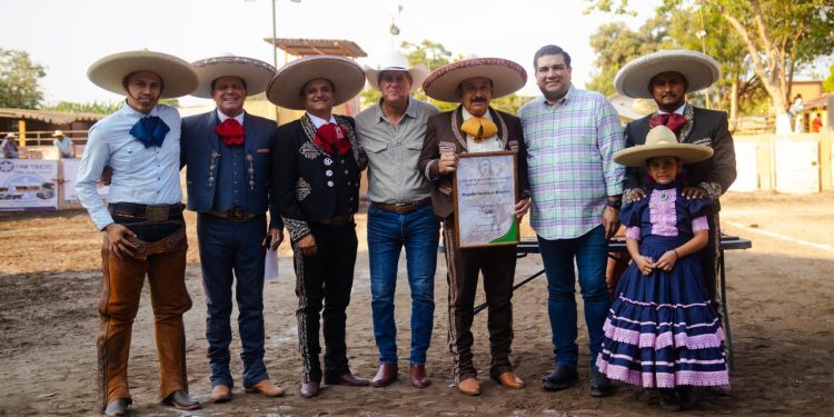 Lucida inauguración del Campeonato Nacional de Charro Completo ‘Trofeo Capacha 2024’
