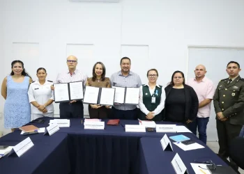 Secretario de Salud pide al Coeva mayor esfuerzo para cobertura de vacunación en Colima