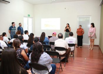 Turismo Manzanillo capacitó a más de 30 elementos de proximidad turística