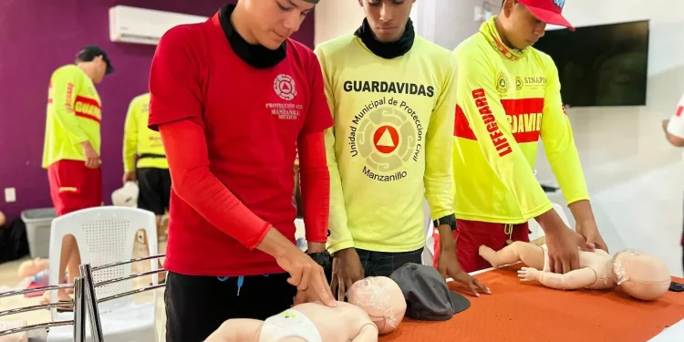 Colima ya cuenta con Desfibriladores Automáticos en cuatro playas del estado; permitirán salvar vidas