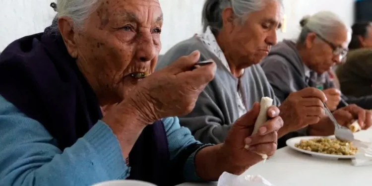 Salud Colima invita a pacientes crónicos a cuidar su alimentación y mantener el tratamiento