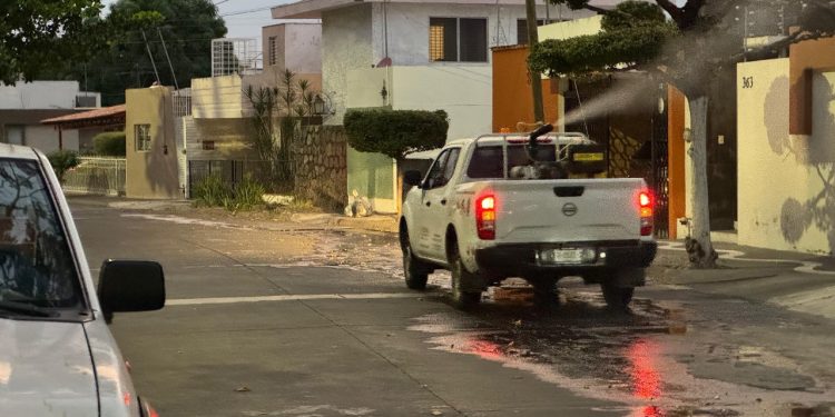 Este miércoles, Salud Colima refuerza las nebulizaciones en Manzanillo y Villa de Álvarez