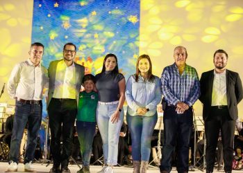 Gobernadora Indira Vizcaíno inauguró el anfiteatro del Parque ‘La Campana’