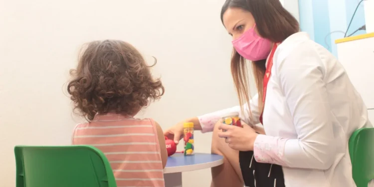 Salud Colima realiza diagnóstico temprano de autismo; exhorta a la población a detectar síntomas