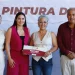 Encabeza Gobernadora de Colima entrega de pintura para 52 escuelas y oficinas educativas