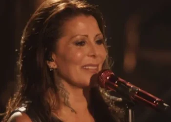 Alejandra Guzmán – “Yo te esperaba”