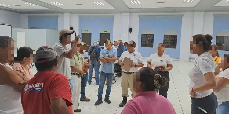 SSP refuerza prevención del delito entre habitantes de comunidades rurales de Comala