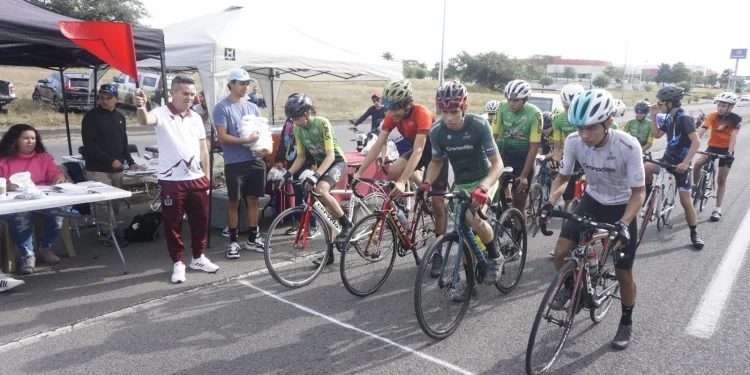 Ciclismo colimense inicia sus selectivos rumbo a Nacionales Conade 2025