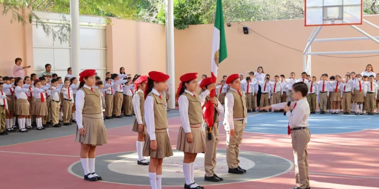 Realiza Comisión de Educación y Cultura del Congreso primera ceremonia itinerante de 2025