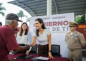 ROSI BAYARDO LLEVA AL GOBIERNO MUNICIPAL A TODAS LAS COLONIAS Y COMUNIDADES