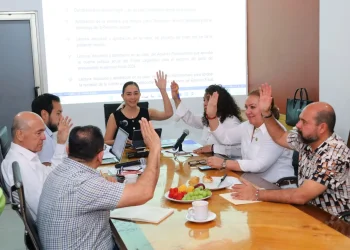 La diputada ‘Andrea Naranjo Alcaraz’ encabeza una reunion de la junta de gobierno, en la que se aprobó la cuenta pública del ejercicio fiscal 2024