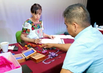 Colimenses participarán en ‘Original: Encuentro de Arte Textil Mexicano’