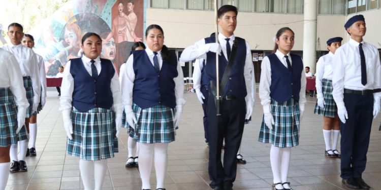 TBC ‘Adolfo Mexiac’ logra primer lugar en Concurso Estatal de Escoltas de Bandera