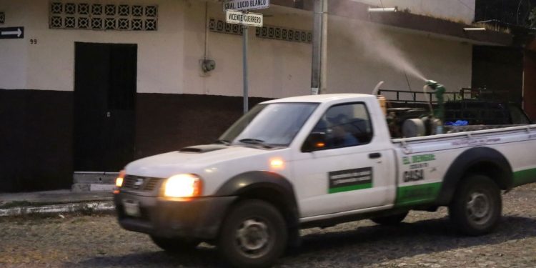 Secretaría de Salud logra disminuir el dengue en el estado de Colima