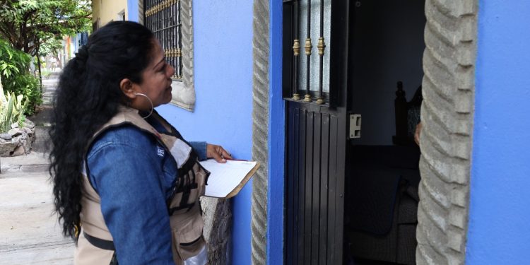 Salud Colima fumiga contra el dengue en cuatro municipios, este lunes y martes