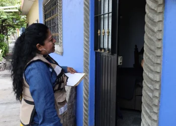 Salud Colima fumiga contra el dengue en cuatro municipios, este lunes y martes