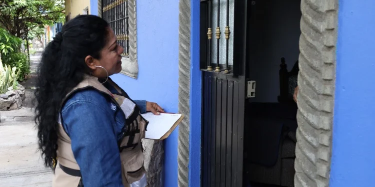 Salud Colima fumiga contra el dengue en cuatro municipios, este lunes y martes