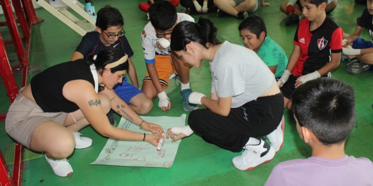 Incode brinda información nutricional a asistentes a Escuelas de Iniciación Deportiva