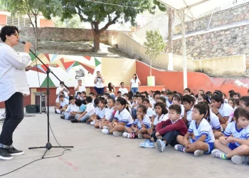Brigada de Arte y Tradición de Cultura Colima llegó a estudiantes de Manzanillo