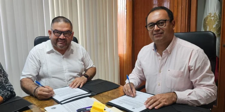 IEEA y Ayuntamiento de Tecomán firman convenio en beneficio de la población