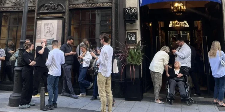 Apagón masivo en España y Portugal por probable ataque cibernético: Estiman de 6 a 10 horas para restablecer