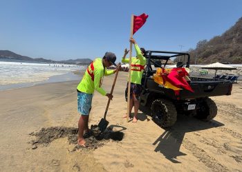 UEPC Colima con guardavidas en las principales playas; exhorta a vacacionistas a atender recomendaciones