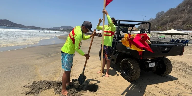 UEPC Colima con guardavidas en las principales playas; exhorta a vacacionistas a atender recomendaciones